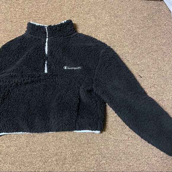 Champion Cropped Sherpa Quarter Zip Sweater - Picture 3 of 5
